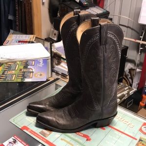Lucchese 8b worn once. Gorgeous boots